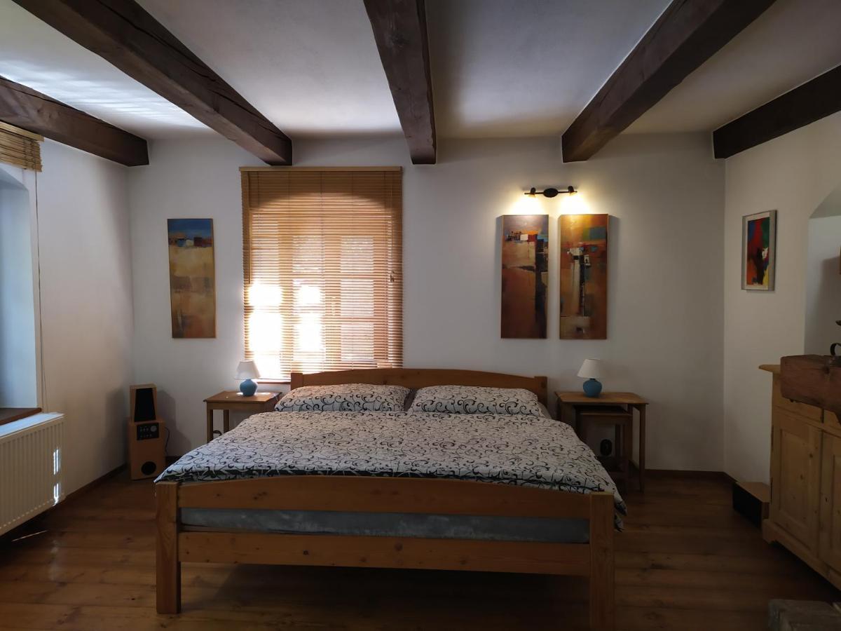 Forest Rustic Apartment Brdy Vesin Extérieur photo